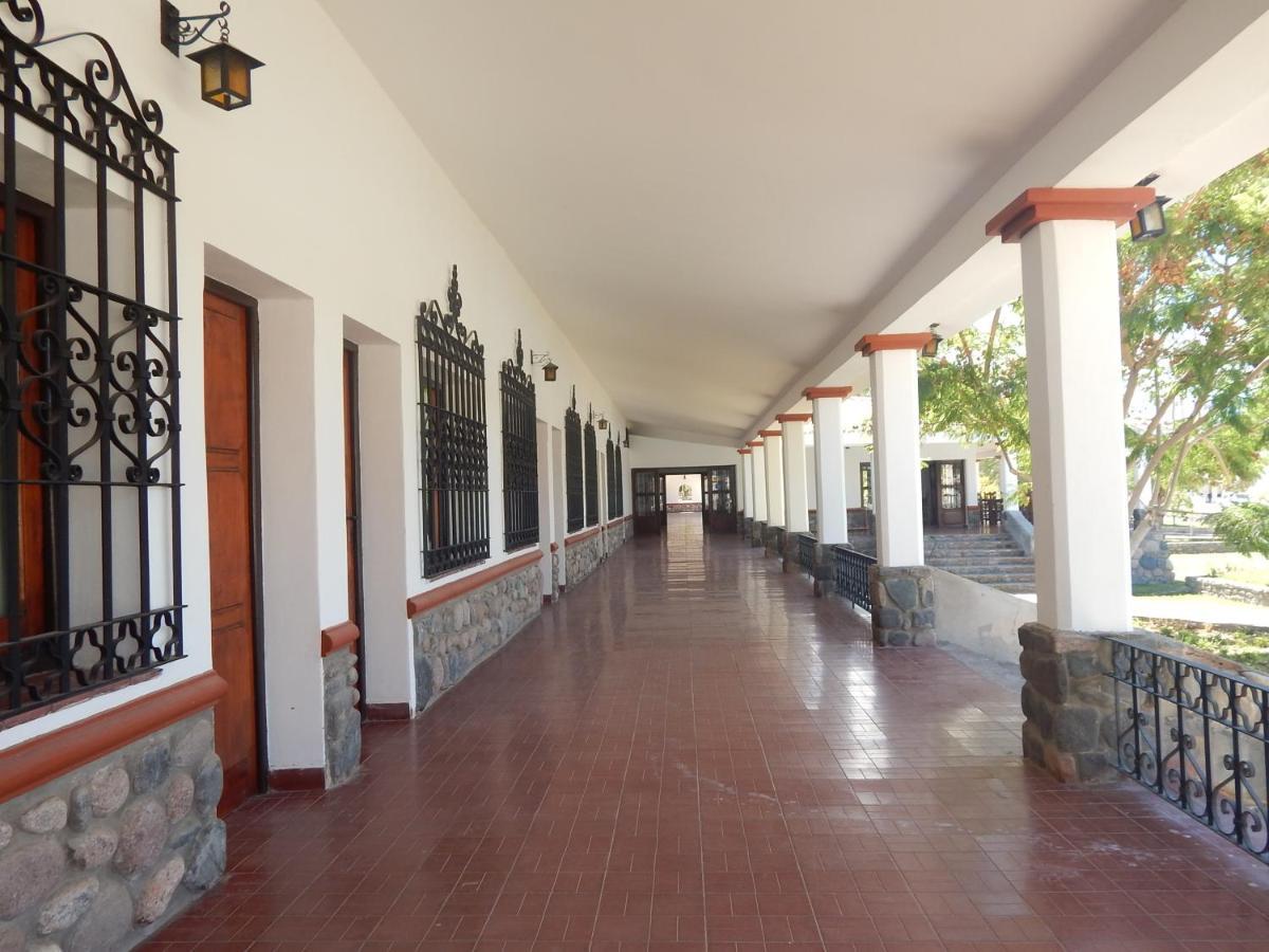 Hosteria Municipal De Angastaco酒店 外观 照片